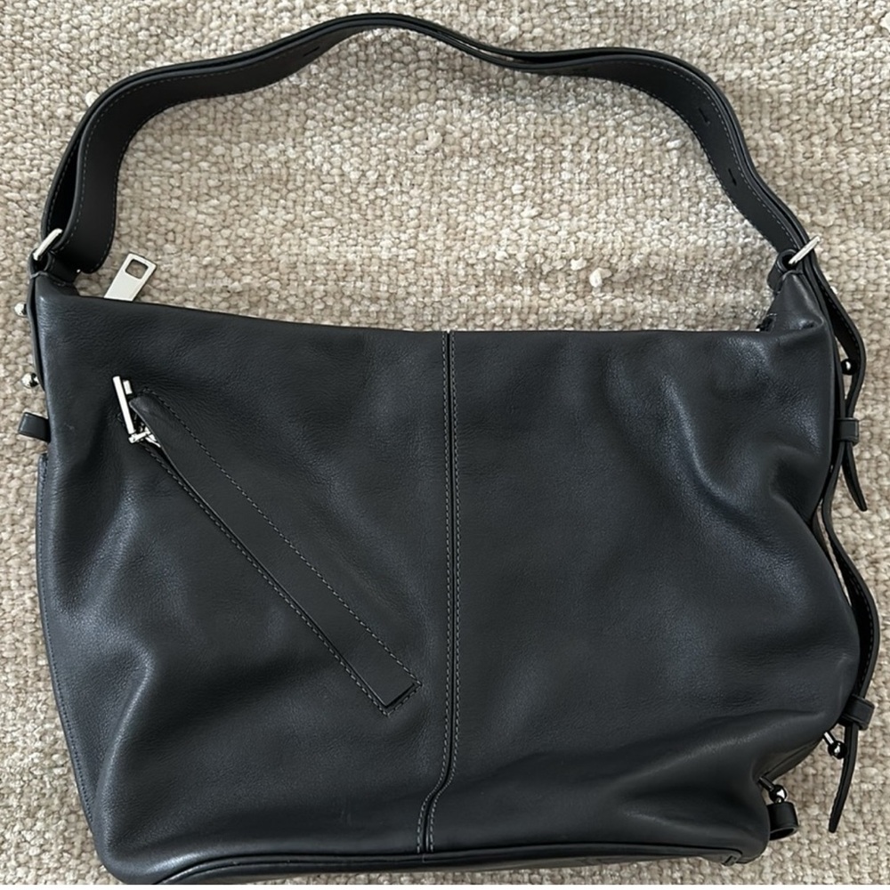 Marc Jacob’s black bag